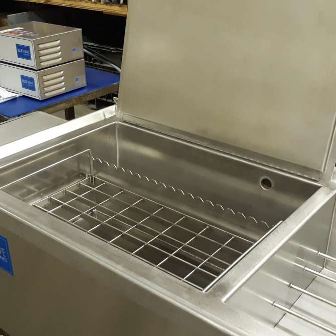 Immersible transducer