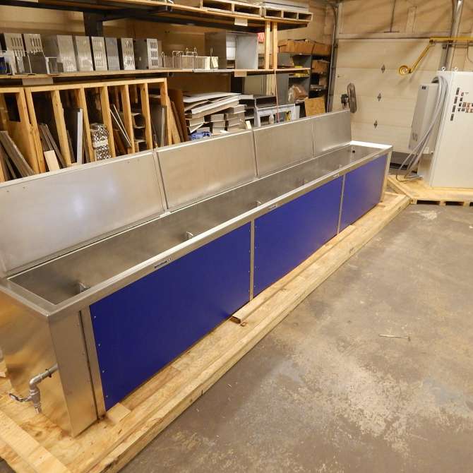 cleaning system on pallet