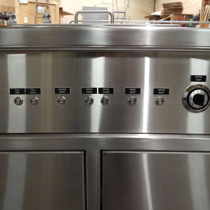 Front view of sanitizing machine